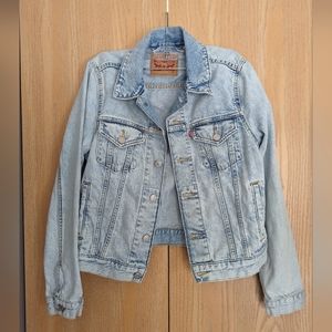 Levi's Light Wash Denim Jacket